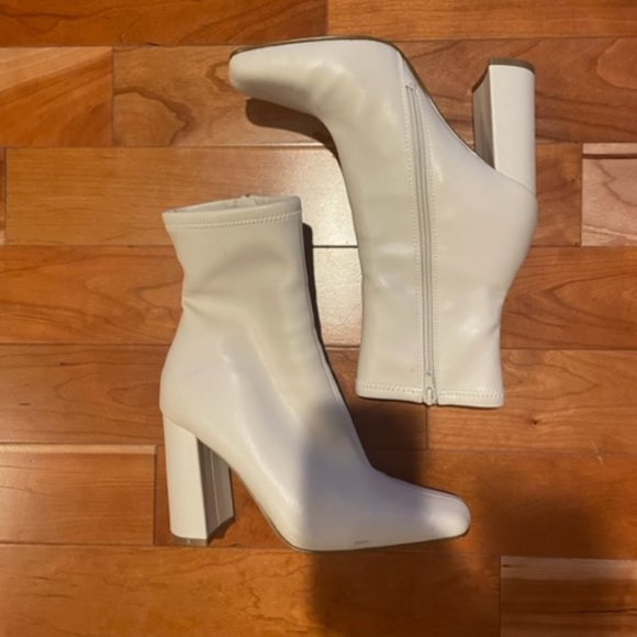 Steve Madden Shoes - Steve Madden Lynden Heeled Boots Bone - Women's 7.5